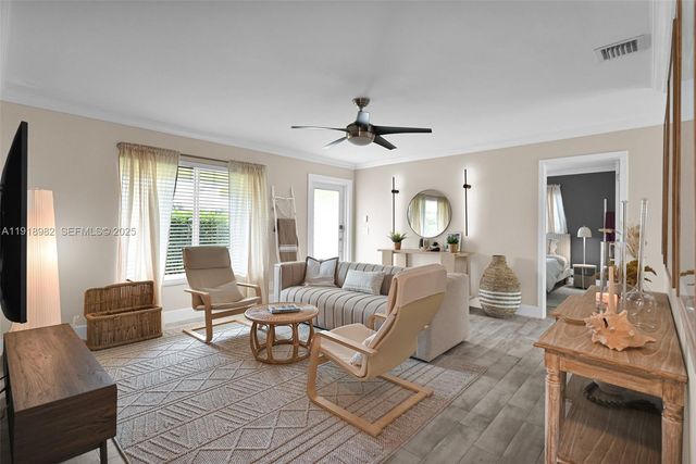 4851 NE 13th Ave, Oakland Park, FL 33334