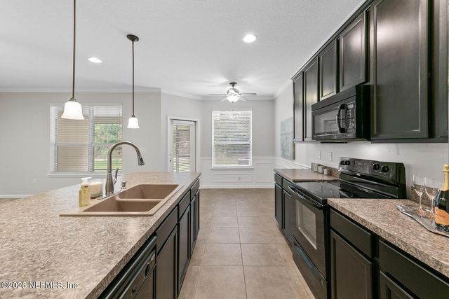 486 WALNUT Drive, St. Johns, FL 32259