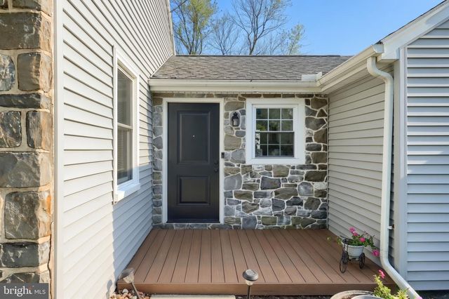 3608 HORIZON DR, Lancaster, PA 17601