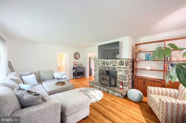 3608 HORIZON DR, Lancaster, PA 17601