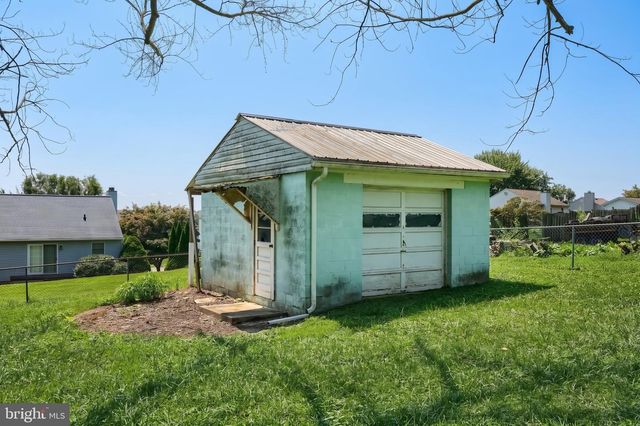 3608 HORIZON DR, Lancaster, PA 17601