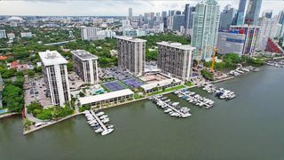1901 Brickell Ave B2205, Miami, FL 33129