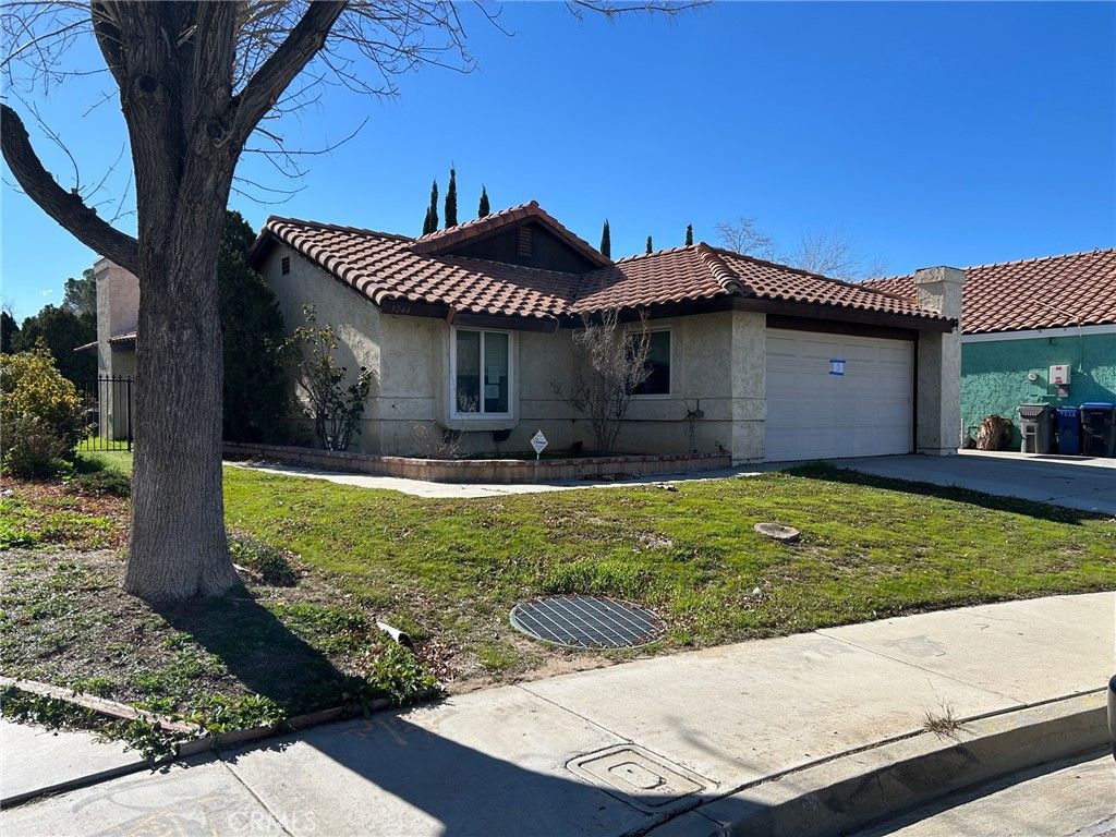 3244 E Avenue S2, Palmdale, CA 93550