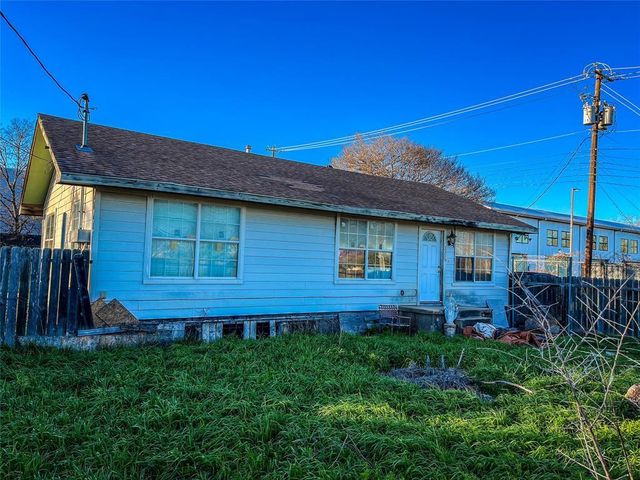 3308 Montopolis DR, Austin, TX 78744