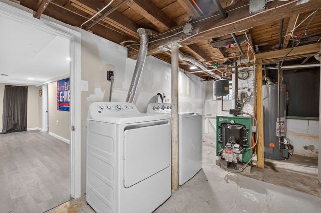 7 Garfield St, Acushnet, MA 02743