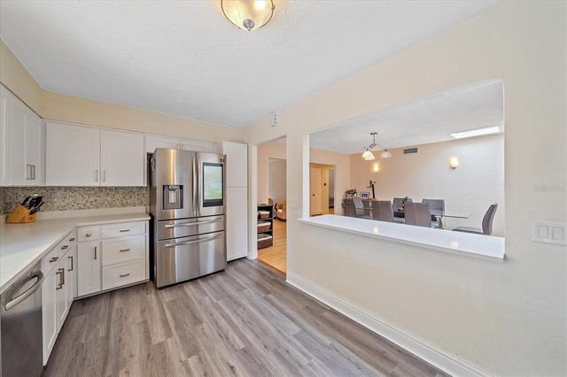 2905 BOUGAINVILLEA STREET, Sarasota, FL 34239