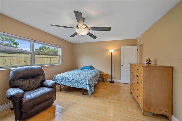 2905 BOUGAINVILLEA STREET, Sarasota, FL 34239