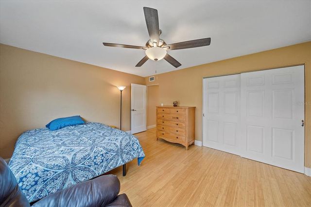 2905 BOUGAINVILLEA STREET, Sarasota, FL 34239