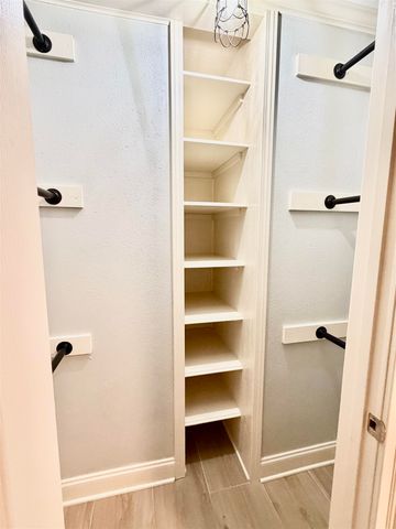 605 Douglas Dr, Houma, LA 70364