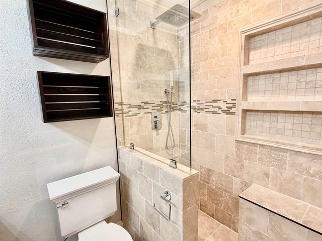 605 Douglas Dr, Houma, LA 70364