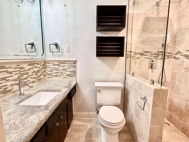 605 Douglas Dr, Houma, LA 70364