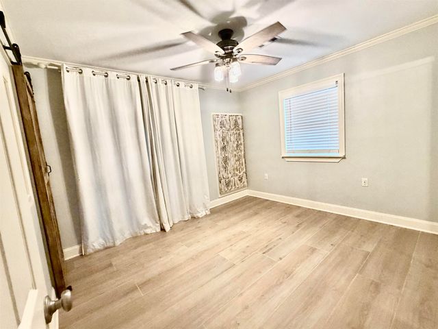 605 Douglas Dr, Houma, LA 70364