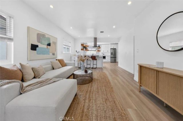 11946 Aneta Street, Los Angeles, CA 90230