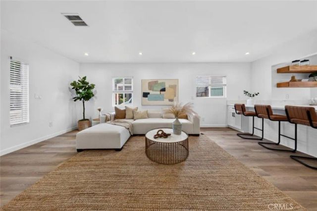 11946 Aneta Street, Los Angeles, CA 90230