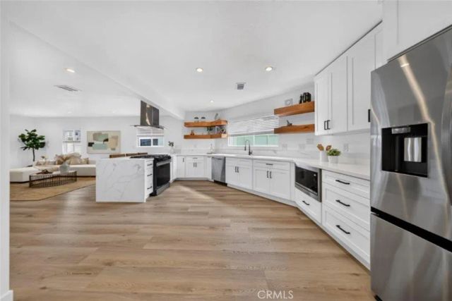 11946 Aneta Street, Los Angeles, CA 90230