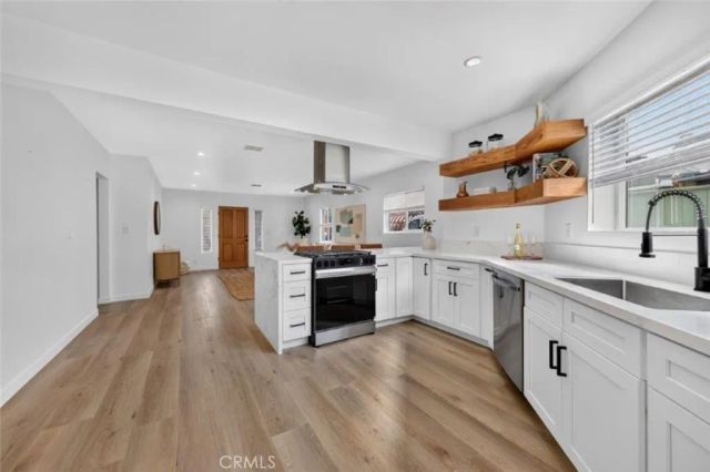 11946 Aneta Street, Los Angeles, CA 90230