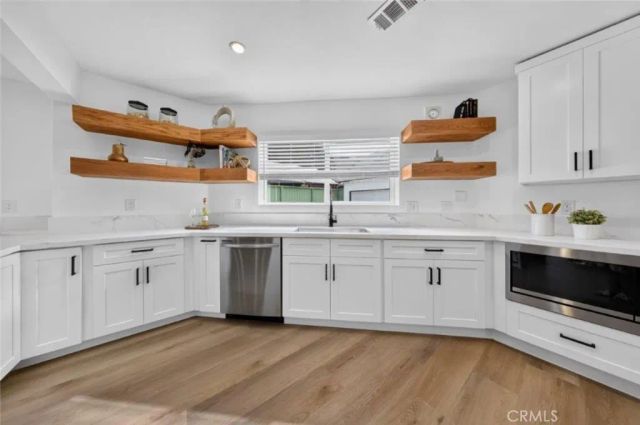 11946 Aneta Street, Los Angeles, CA 90230