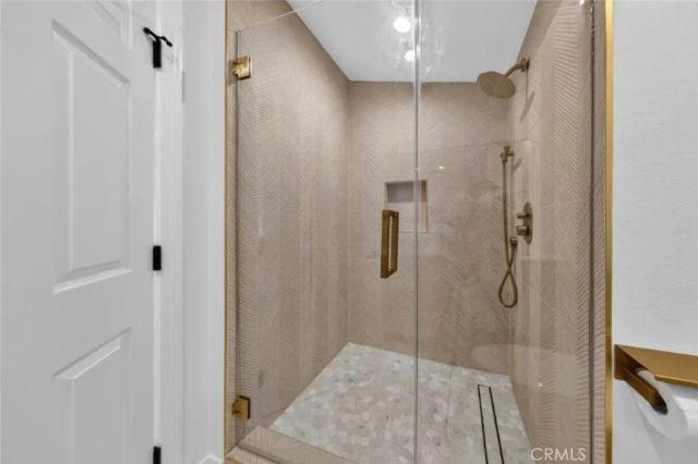 11946 Aneta Street, Los Angeles, CA 90230