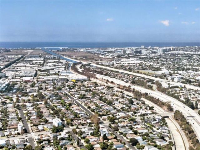 11946 Aneta Street, Los Angeles, CA 90230