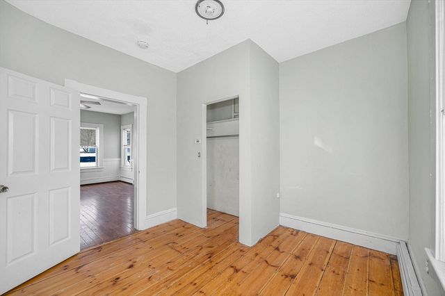 339 Lincoln St 2, Lowell, MA 01852