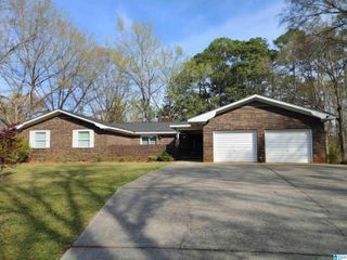 1076 ALABAMA AVENUE, Sylacauga, AL 35150