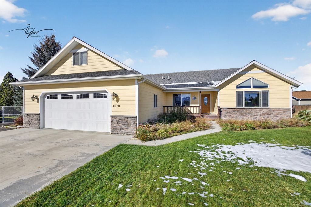 1010 Isy Loop, Helena, MT 59602 photo 4