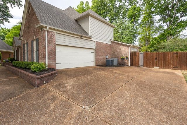 671 ANTEBELLUM CV, Collierville, TN 38017