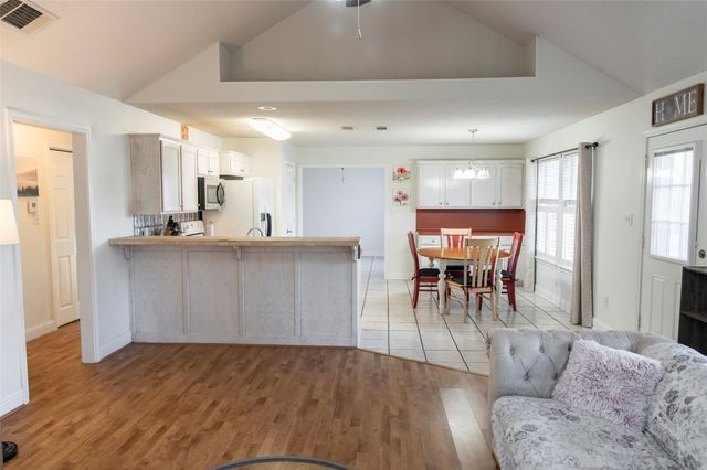 2332 Holly Trail E, Holly Lake Ranch, TX 75765