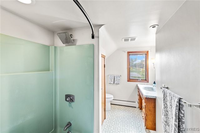 7412 Shawnee Road, Wheatfield, NY 14120