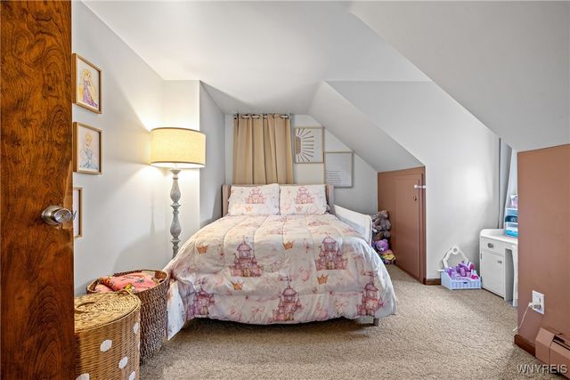 7412 Shawnee Road, Wheatfield, NY 14120