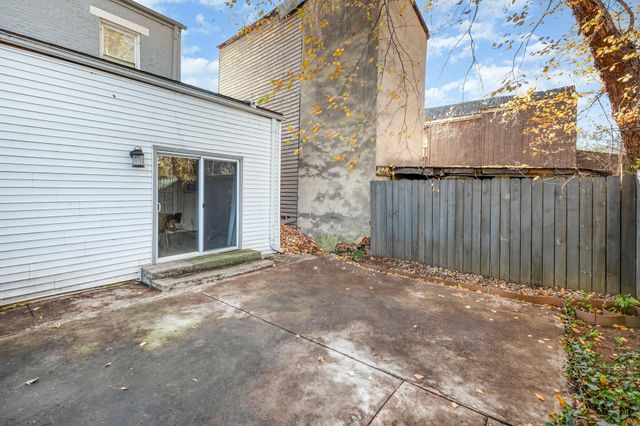 262 W 7th Street, Covington, KY 41011