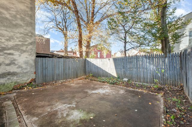 262 W 7th Street, Covington, KY 41011