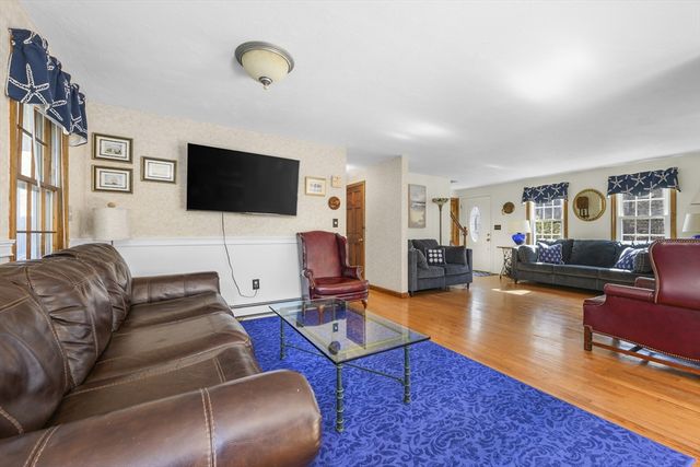 125 Wamsutta Rd, Eastham, MA 02642