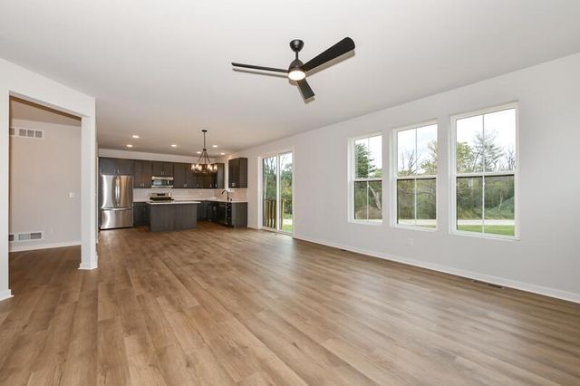 9546 S Bergamont DRIVE, Franklin, WI 53132