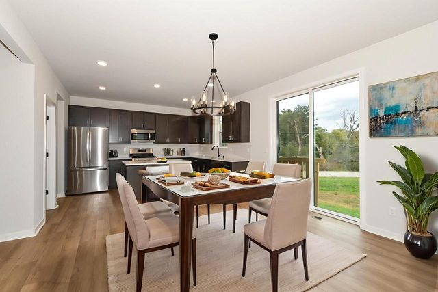 9546 S Bergamont DRIVE, Franklin, WI 53132