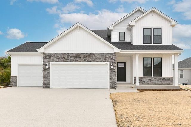 9546 S Bergamont DRIVE, Franklin, WI 53132