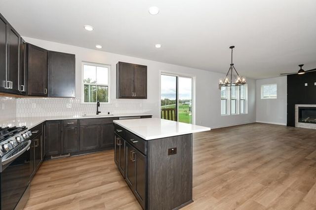 9546 S Bergamont DRIVE, Franklin, WI 53132