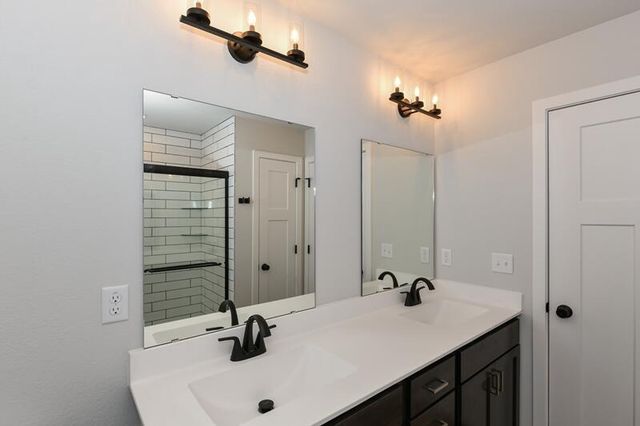 9546 S Bergamont DRIVE, Franklin, WI 53132