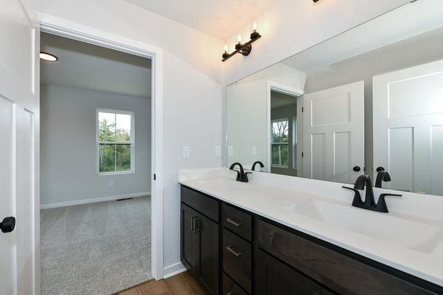 9546 S Bergamont DRIVE, Franklin, WI 53132