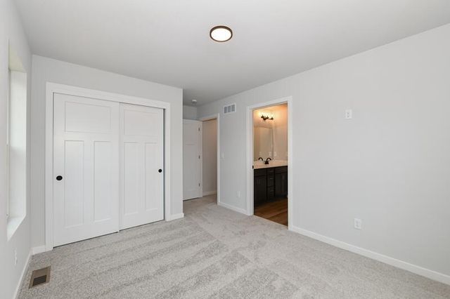 9546 S Bergamont DRIVE, Franklin, WI 53132