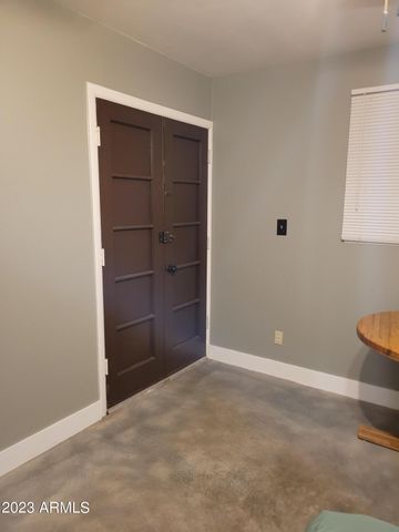 1400 W GENEVA Drive, Tempe, AZ 85282