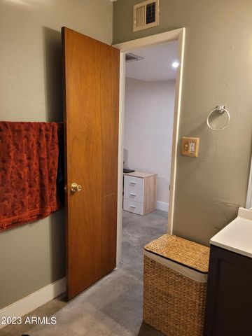 1400 W GENEVA Drive, Tempe, AZ 85282