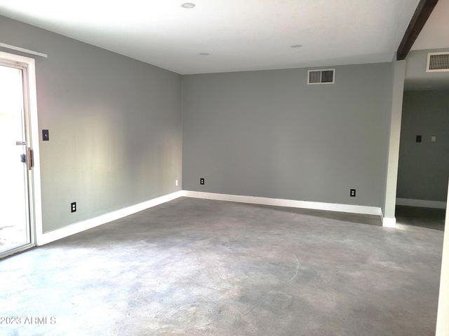 1400 W GENEVA Drive, Tempe, AZ 85282