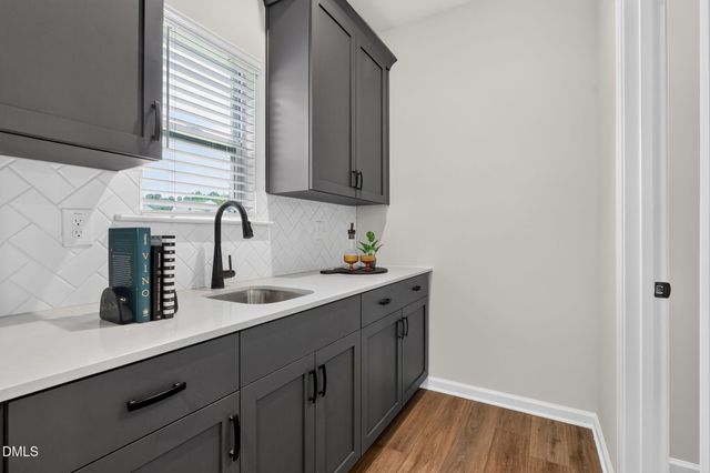 108 Knotts Loop, Lillington, NC 27546