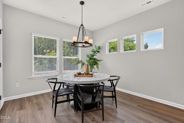108 Knotts Loop, Lillington, NC 27546