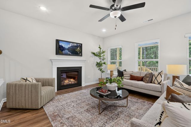 108 Knotts Loop, Lillington, NC 27546