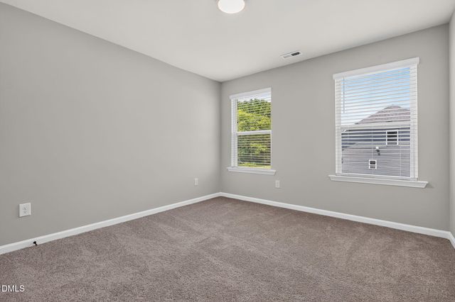 108 Knotts Loop, Lillington, NC 27546