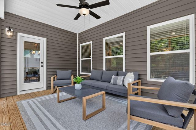 108 Knotts Loop, Lillington, NC 27546