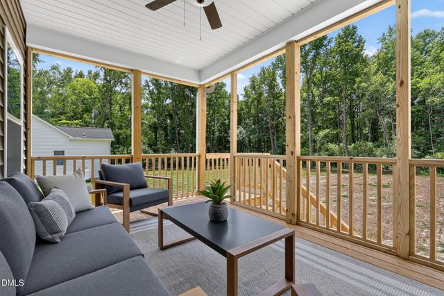 108 Knotts Loop, Lillington, NC 27546