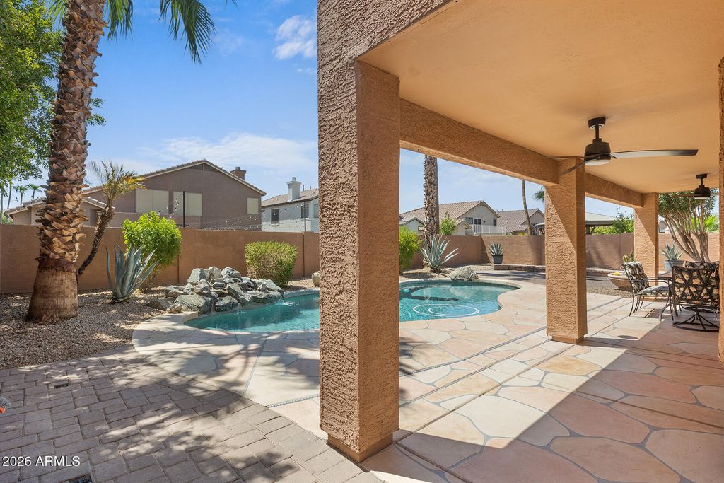 7415 W AURORA Drive, Glendale, AZ 85308 — photo 3